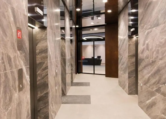 Апартаменты Sag 22nd Floor Panorama Free Parking Free Wifi